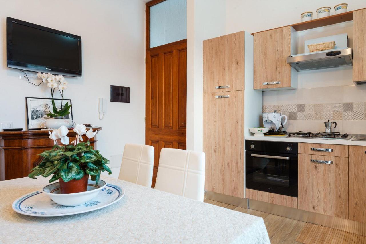 Holiday Home Alle Pavoncelle, Indipendente Con Terrazzo Di 60 Mq Portoscuso Exterior foto